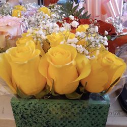 Valentine’s Day Rose arrangements for sale!!!