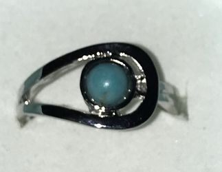 Size 8 Sterling silver and turquoise ring