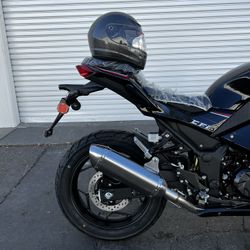 Street Legal Motorcycle Fuel Injected $2499 OTD On Sale 
