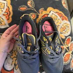 zapatos nuevos size 6.5