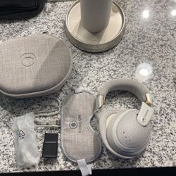 Kokoon Relax Second Edition Bluetooth Noise Canceling Headphones