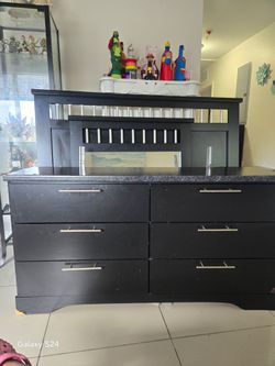 6 piece Full Size Bedroom FREE