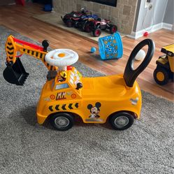 Mickey Mouse Excavator 