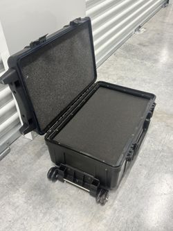 Underwater Kinetics 821 UltraCase 21.7 x 14.8 x 9.2 in