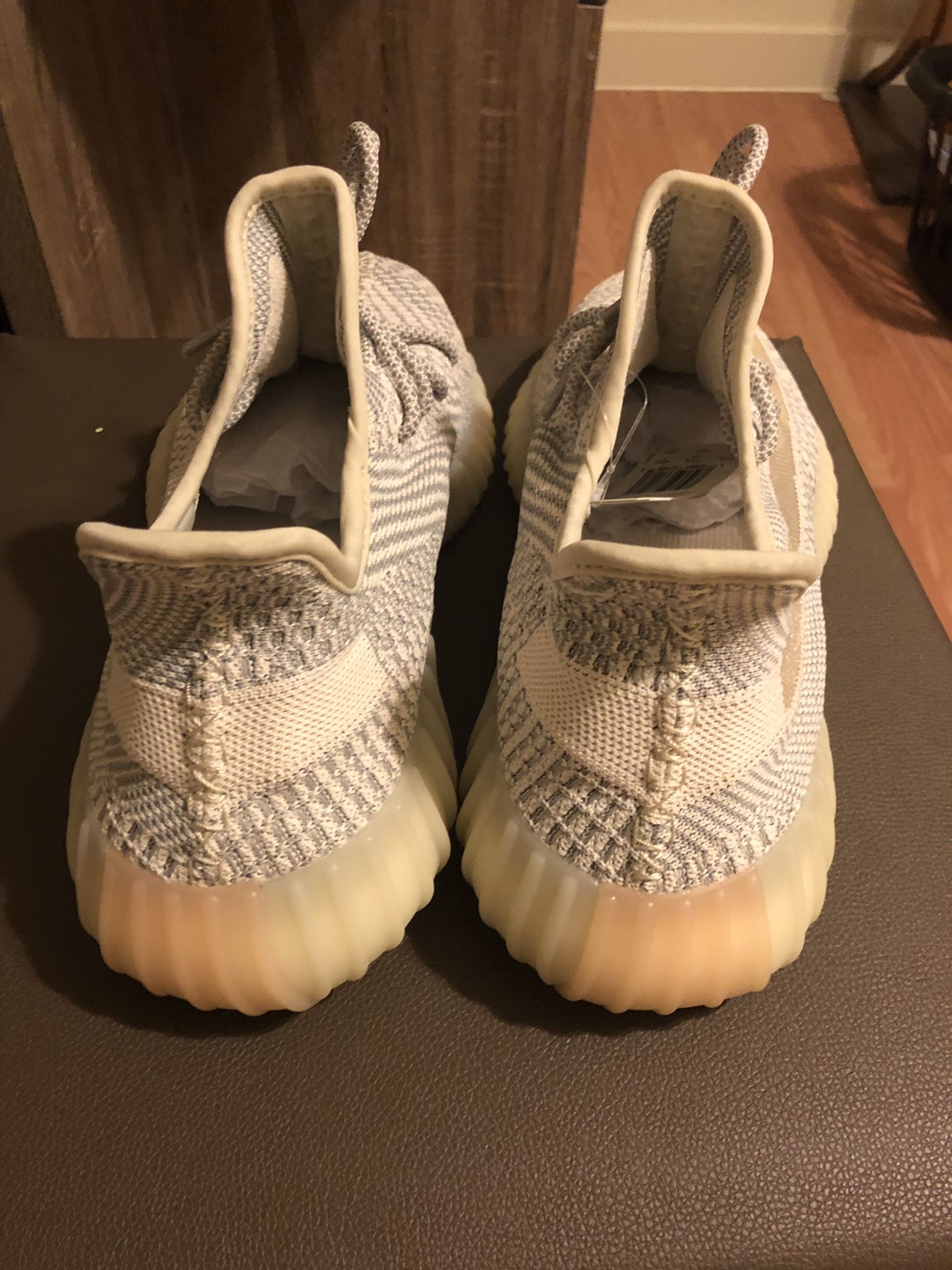 Yeezy 350 v2 Lundmark