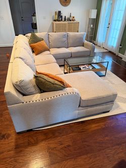 Sectional couch