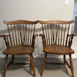 Vintage Nichols & Stone Windsor Armchair – Solid Maple – 1960s – Colonial Style