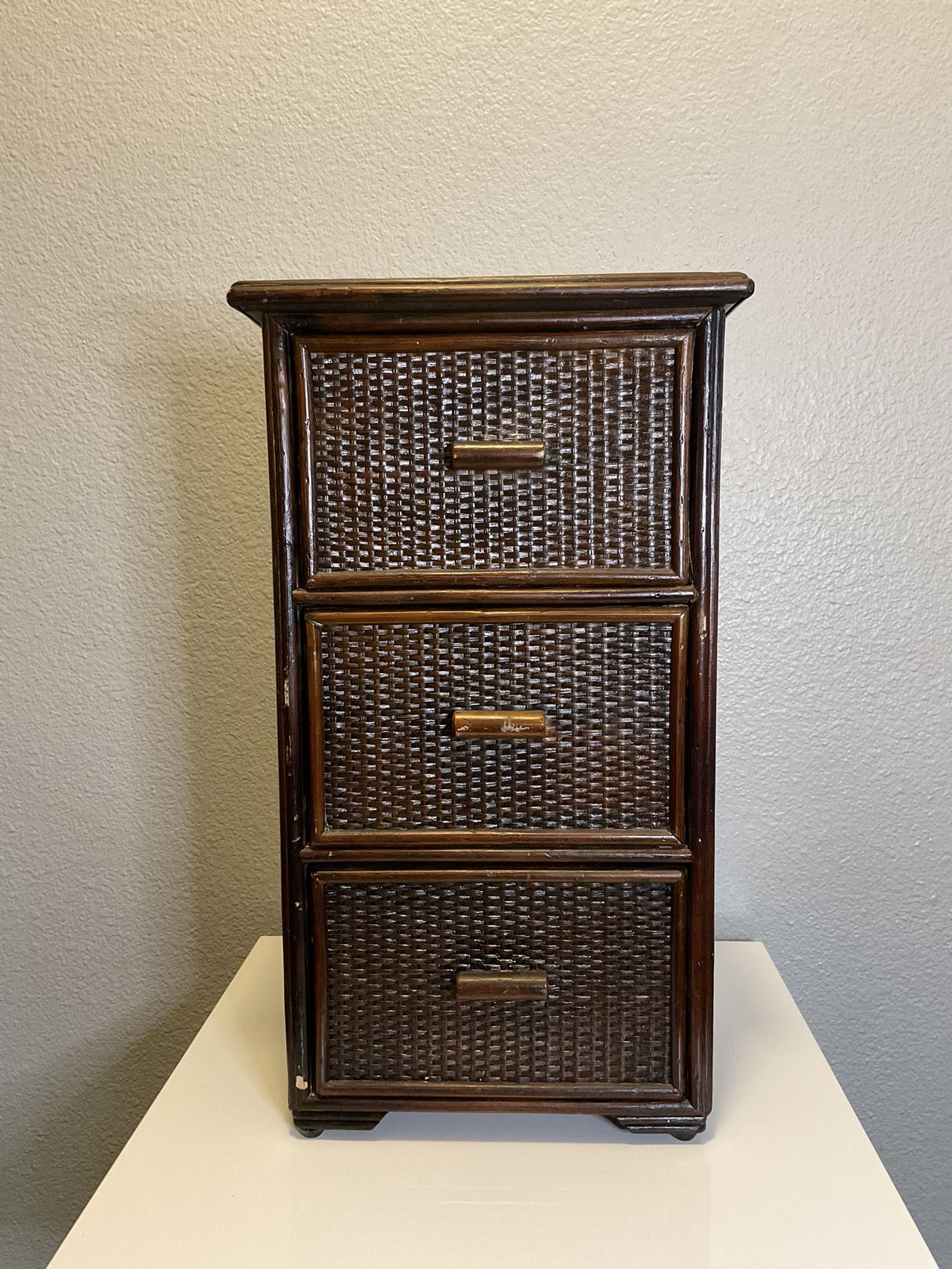 Clean Solid Wood 3 Drawer Espresso Brown Rattan Storage