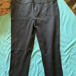 DKNY Jeans - Size L/G