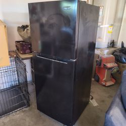 Magic Chef Refrigerator 