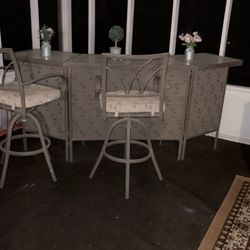 Bar Table And Four High Chairs High Top Table