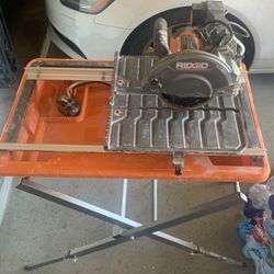 Rigid Tile Saw With Stand