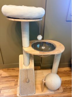 Cat tree