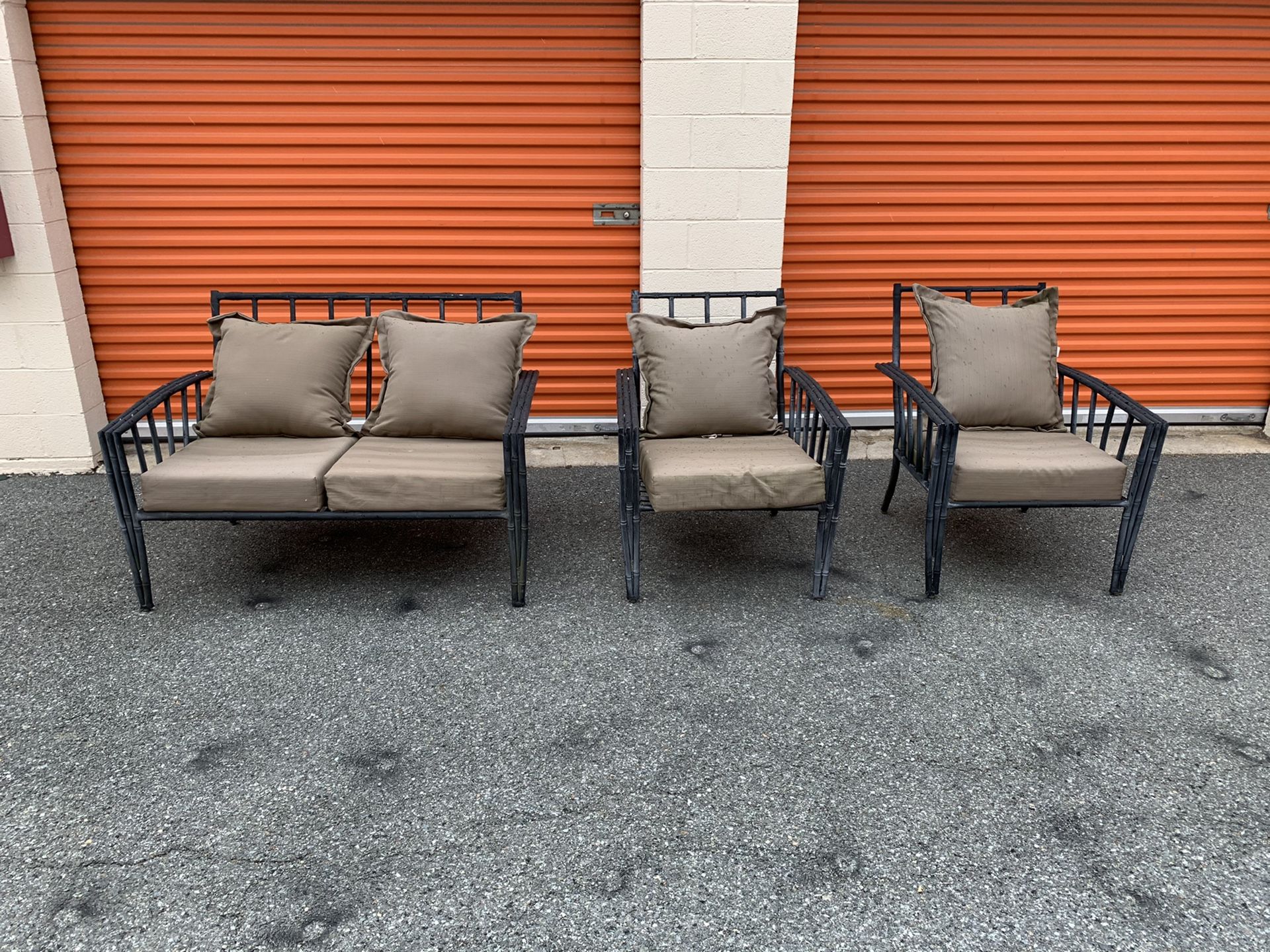 Beautiful patio set bench and two large chairs