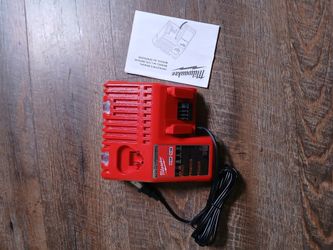 Brand New Milwaukee Charger M 18 And M12