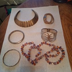 EVERYTHING FOR $15 PICK UP IN SUN VALLEY