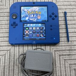 2DS with Pokémon Bank And All Pokémon Games 
