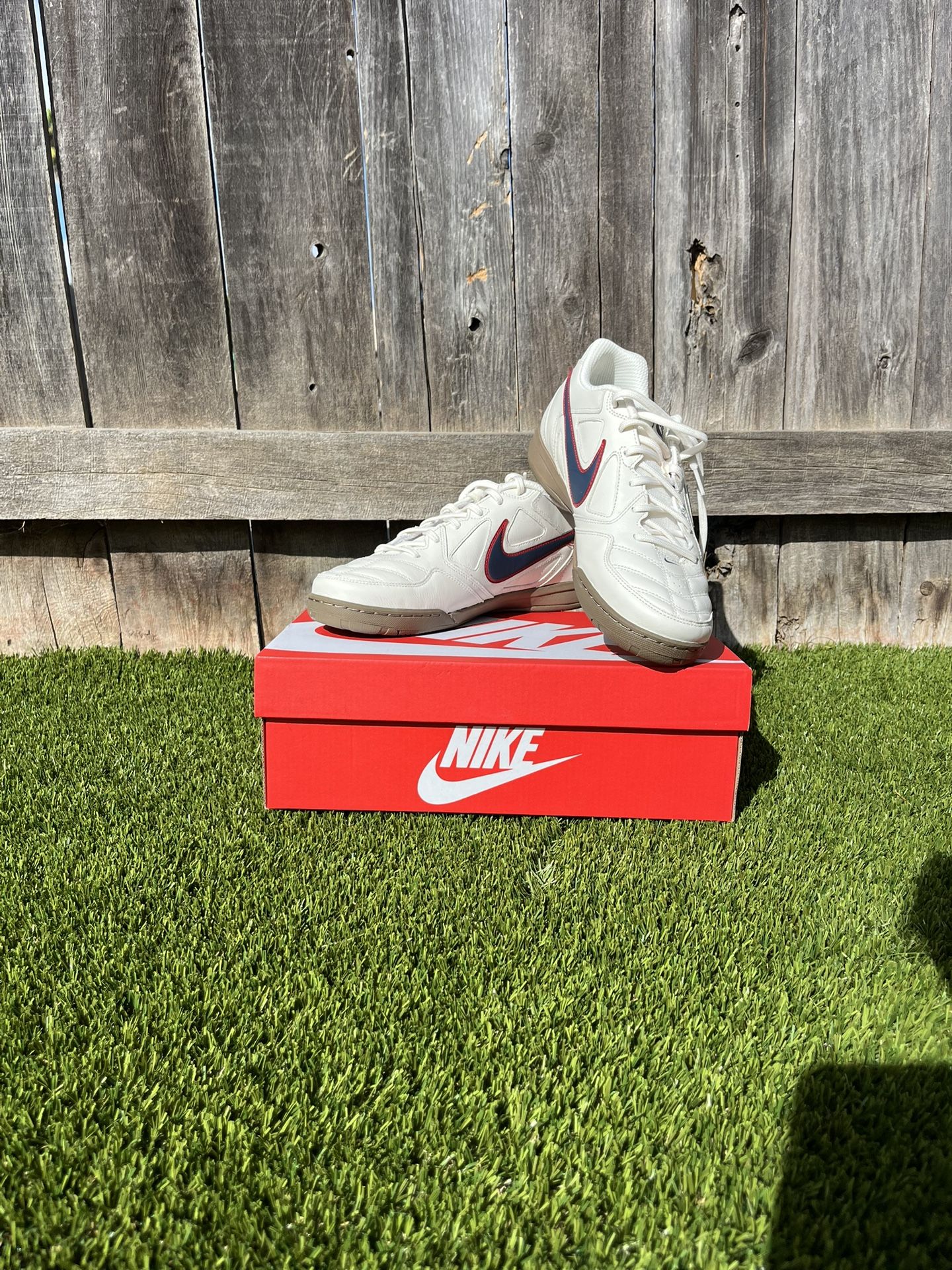 Nike Gato 11.5