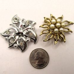 Vintage Gold-tone and Silver-tone Brooches Round Stylized Floral Leaf 