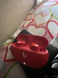 Beats earbuds