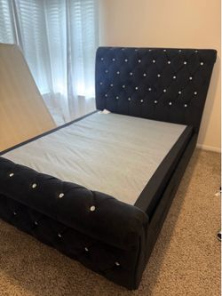 Queen Bedframe with diamonds
