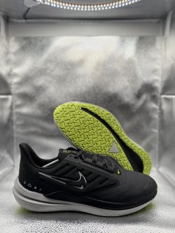 Nike air winflo 9 shield black green