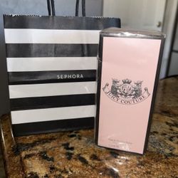 Juicy Couture Eau De Parfum 