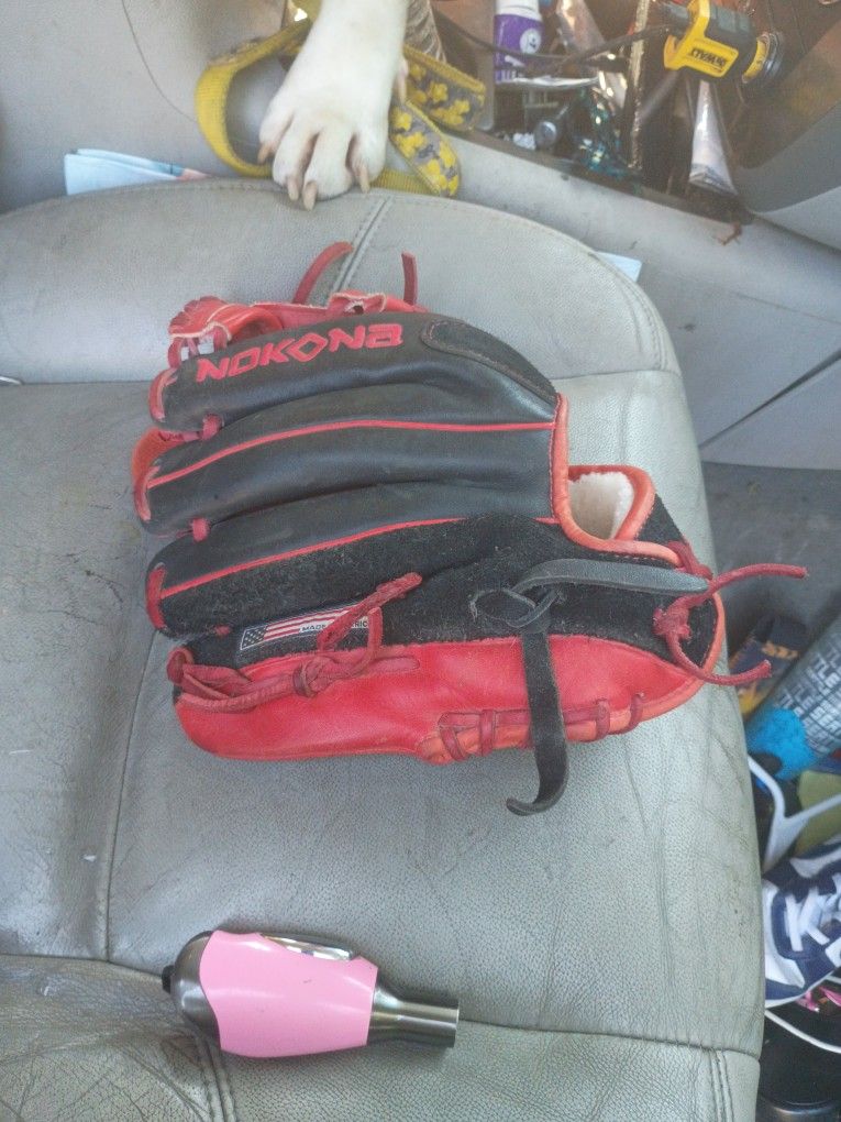 Baseball Glove Nokona 12inch
