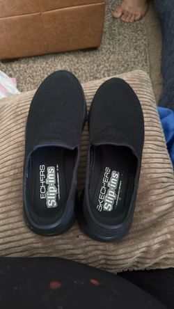 Sketchers slip on