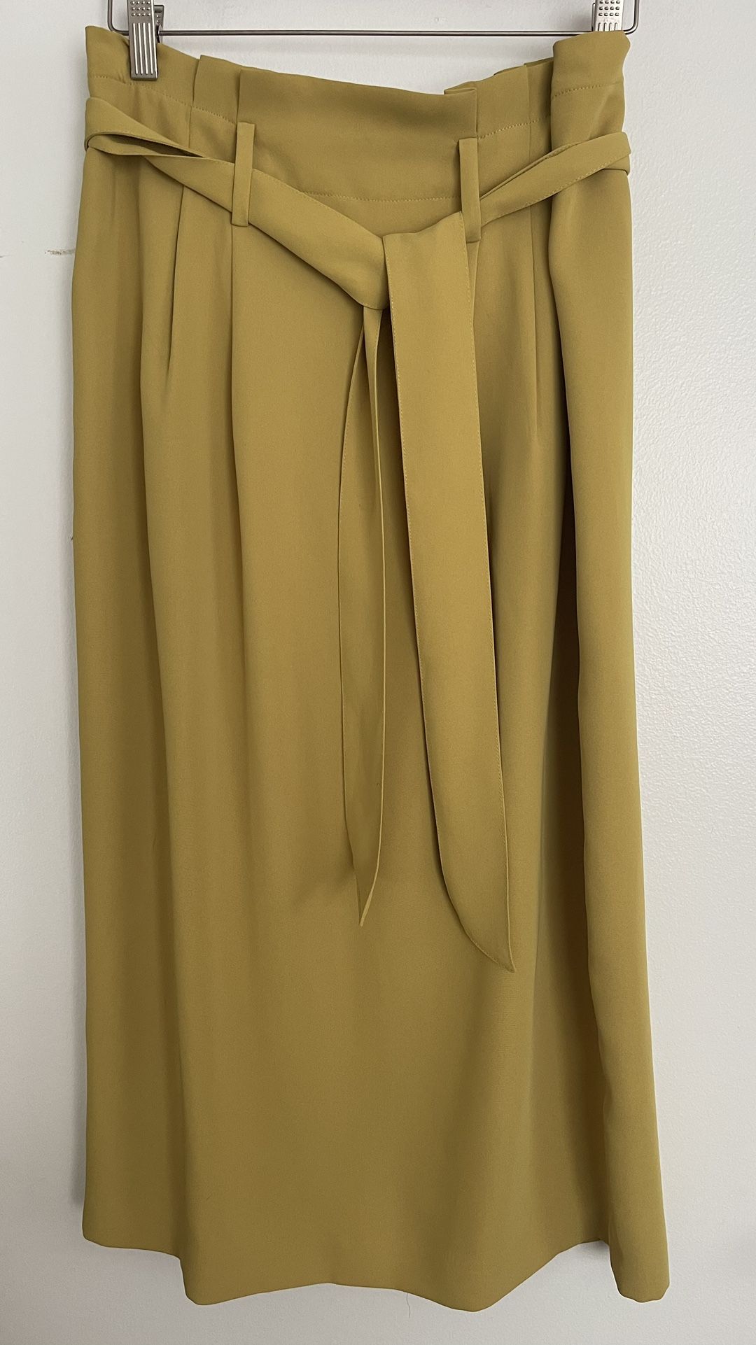 Boden Long Mustard Skirt Size 8 Very Nice