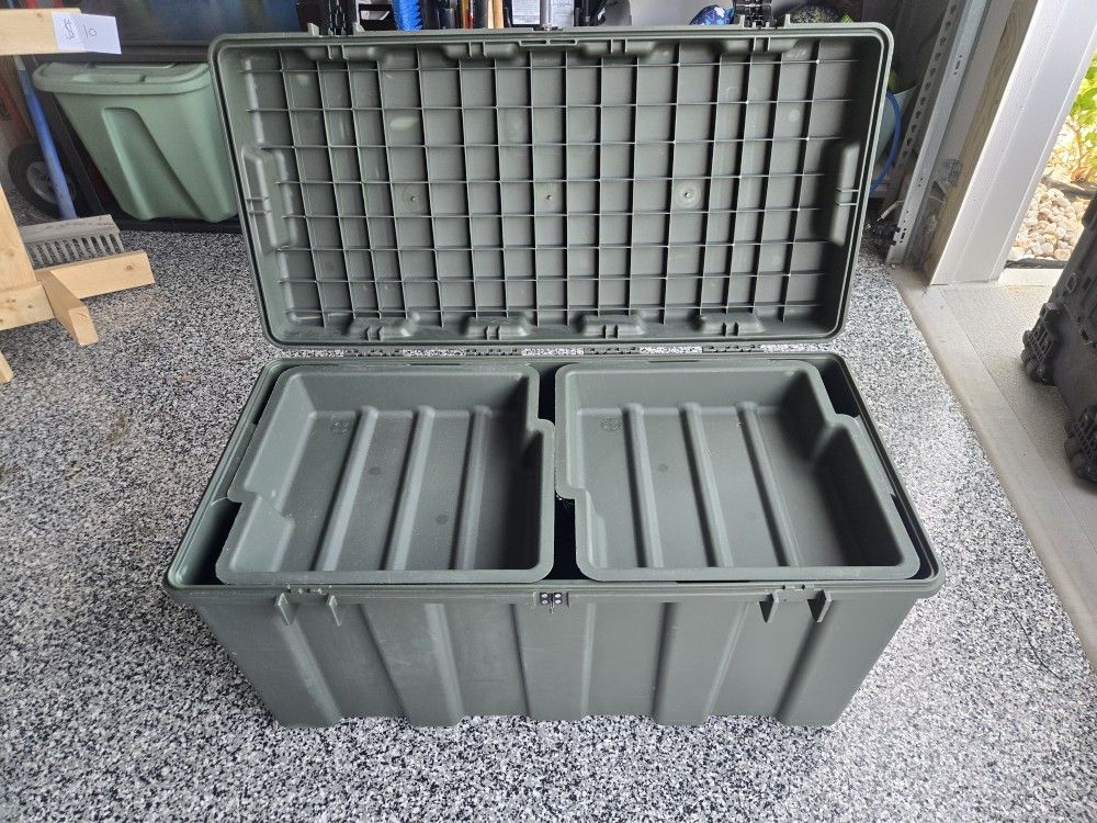 Hardigg TL500i Military Footlocker