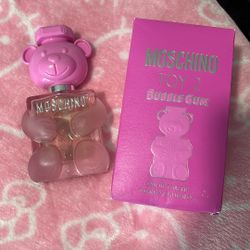 Moschino Perfume (Toy 2 Bubble gum)