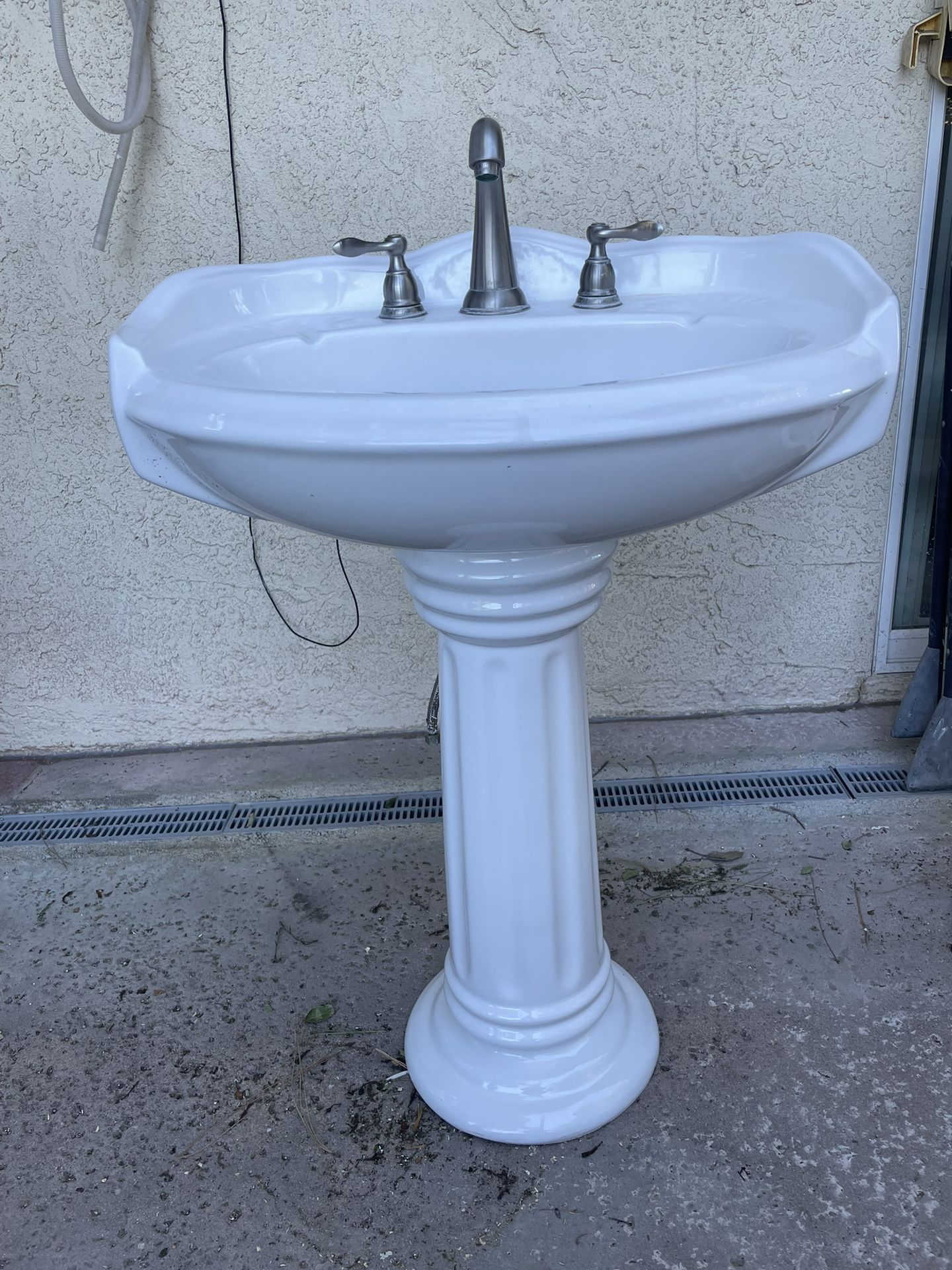 Bathroom White Porcelain Sink