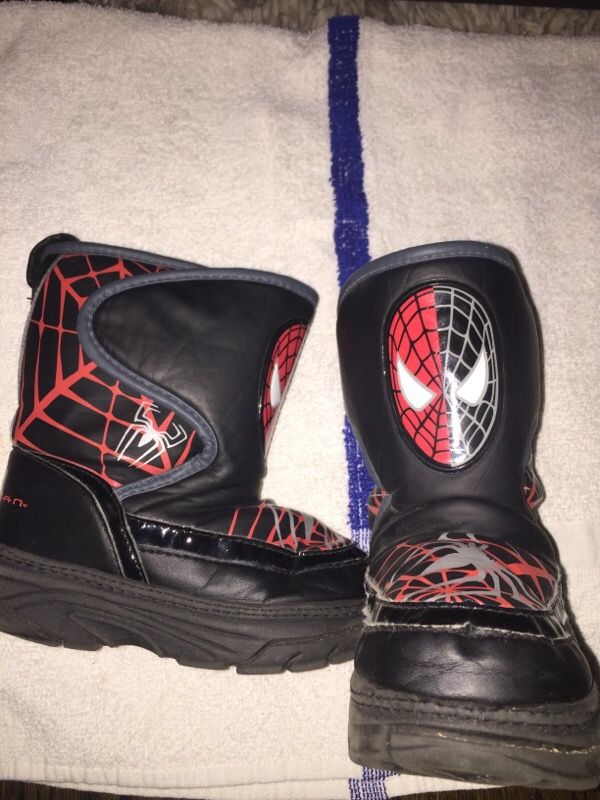Children's snow boots