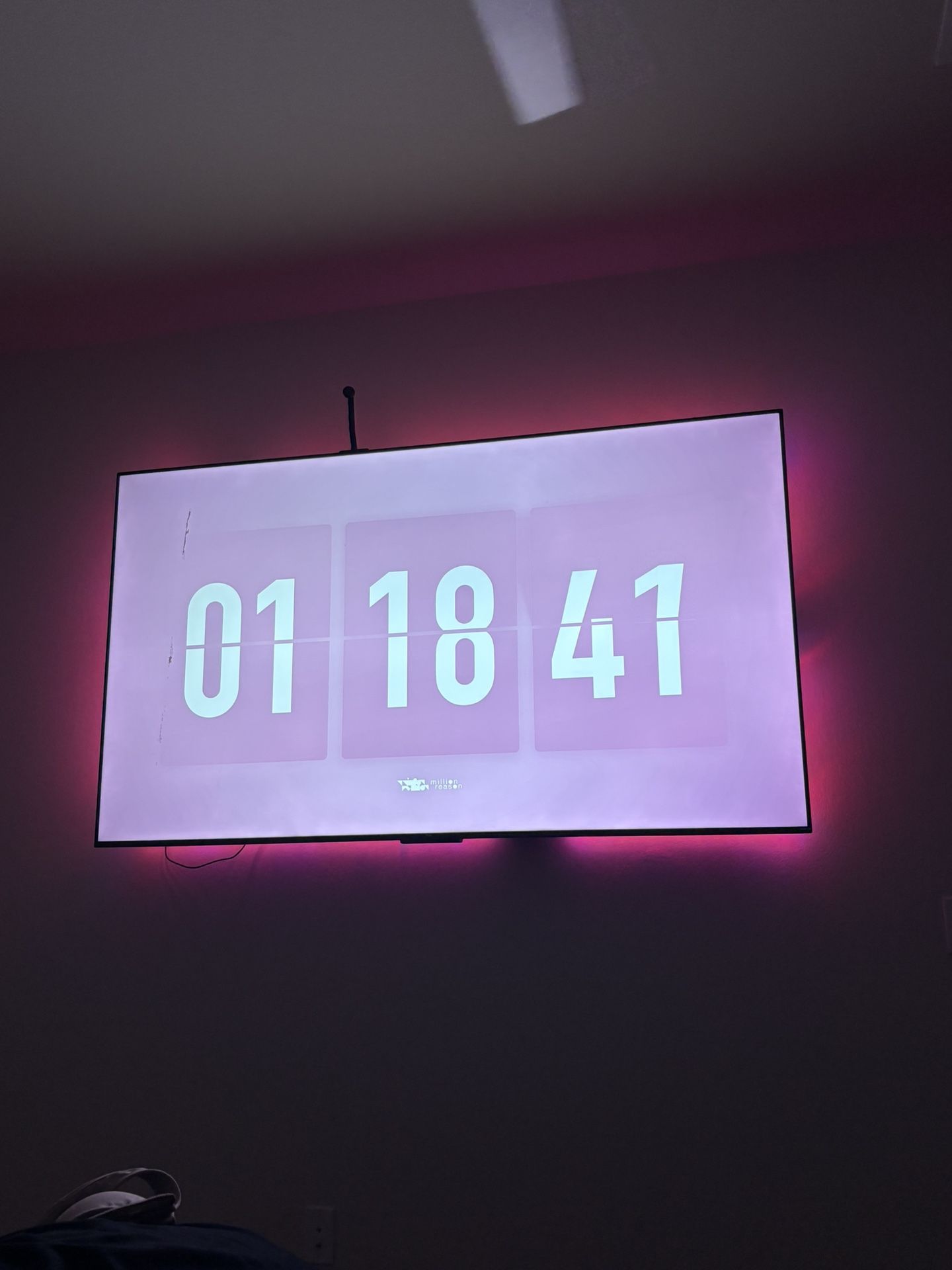 Roku tv 75 Inch With Mount