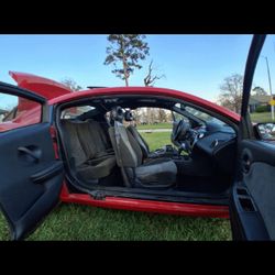 DO NOT HAVE A TITLE.,BECAUSE I'M IN A WHEELCHAIR ,& AND I CANNOT DRIVE A CAR/- AT THE PRESENT TIME