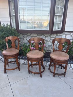 Bar stool set