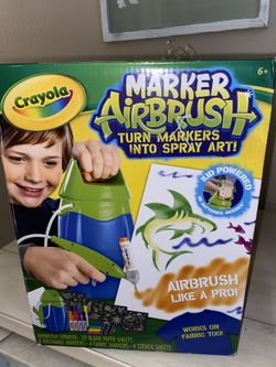 Brand new in the box Crayola Marker Aibrush kit
