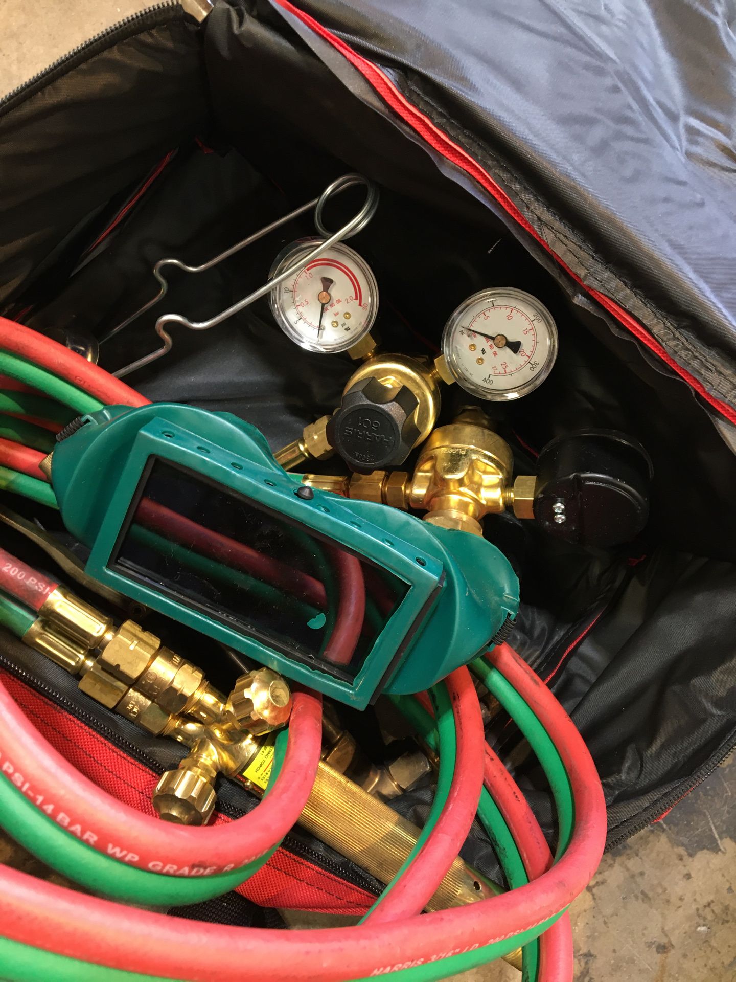 Lincoln Electric Cut Welder Kit with Torch, Oxygen and Acetylene Regulators, 3/16 in. x 12 ft