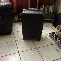 20 Inches (small) Carry On Traveler’s Luggage 
