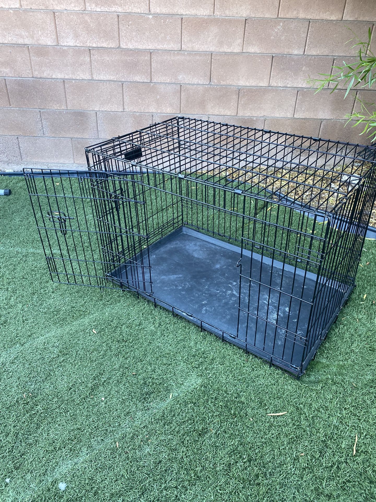Dog Crate double doors Size 24/23/36