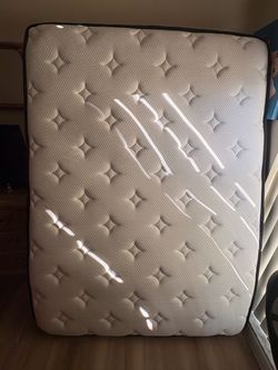 Full mattress