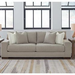 Casual Contemporary Light Grey Sofa