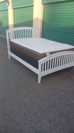 FULL BED FRAME WITH BOX AND MATTRESS