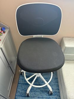 Armless Mid-Back Ergonomic Standing Desk Chair