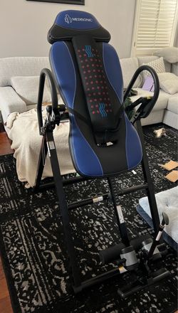 Inversion table
