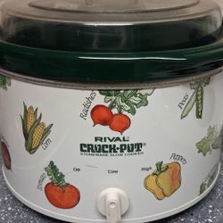 Rival 4 QT Crock Pot Pickup Between 2;00-10:45 Pm Rainbow/charleston Cash Only Read Description 
