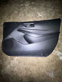 Oem Toyota Corolla 2025 front right door panel