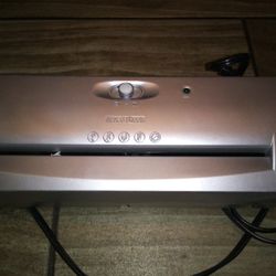 6 Sheet Paper shredder 