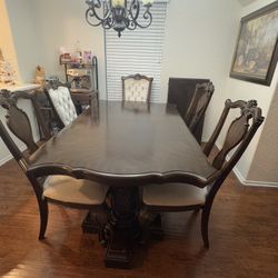 Dining Table 5 Chairs